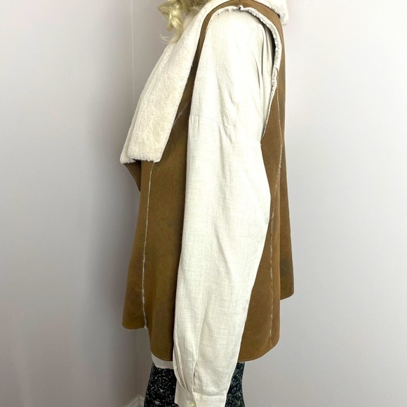 Bagatelle Vegan Leather Fleece-Lined Vest – Size Large - Picture 4 of 9